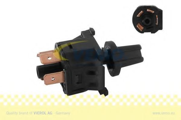 Перемикач моторчика вентилятора (4pin) AUDI 80 B2, 80 B3, 80 B4, 90 B2, 90 B3, COUPE B2, QUATTRO  VW CADDY I, GOLF I, GOLF II, JETTA II, LT 28-35 I, LT 40-55 I, PASSAT B1, PASSAT B2 1.0-2.8 08.67-  арт. V10730188