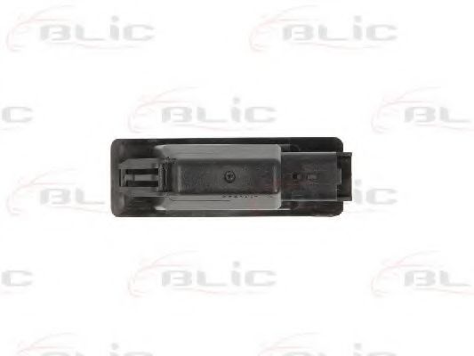Підсвітка номерного знаку (W5W, з лампочкою) MERCEDES SPRINTER 906  CITROEN C2, C3 I, C4 GRAND PICASSO I, C4 I, C4 PICASSO I, C5 I, C6, C8, EVASION, JUMPY  FIAT SCUDO, ULYSSE 179 06.94-06.18  арт. 540203811905